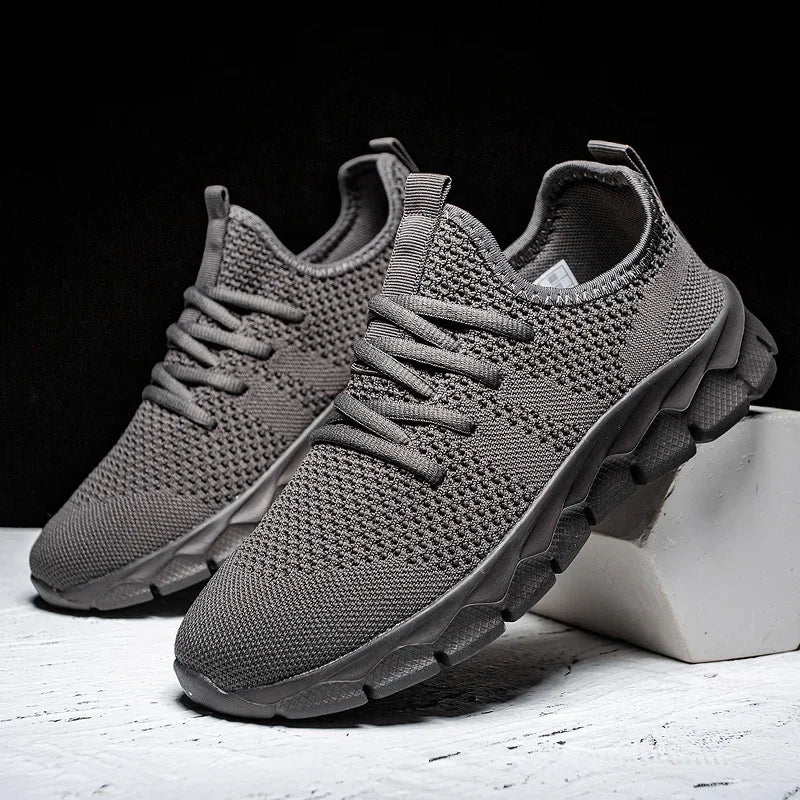 Men's Lightweight Breathable Running Shoes