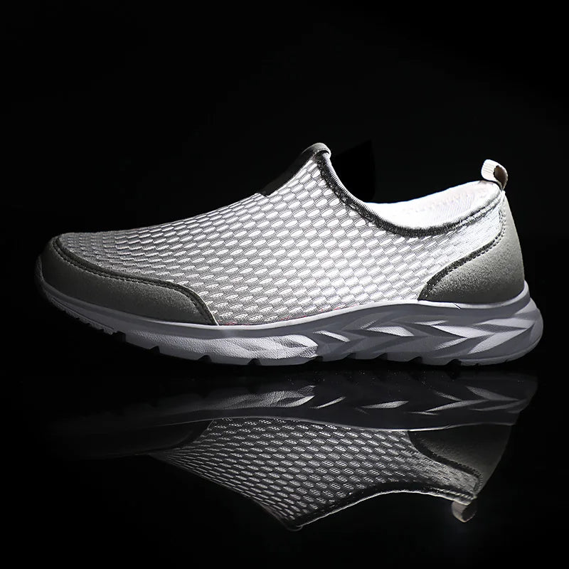 Men's Lightweight Breathable Sneakers